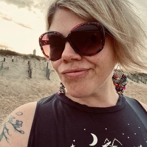 Meet your Posher, Erica